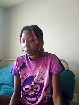 Snapshot of oliviaprettypussy chatting on July 12, 2026, 1:13 pm oliviaprettypussy online show from July 12, 2026, 1:13 pm