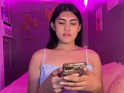 Snapshot of Delicate_Savannah chatting on October 13, 2025, 3:34 pm Delicate Savannah online show from October 13, 2025, 3:34 pm