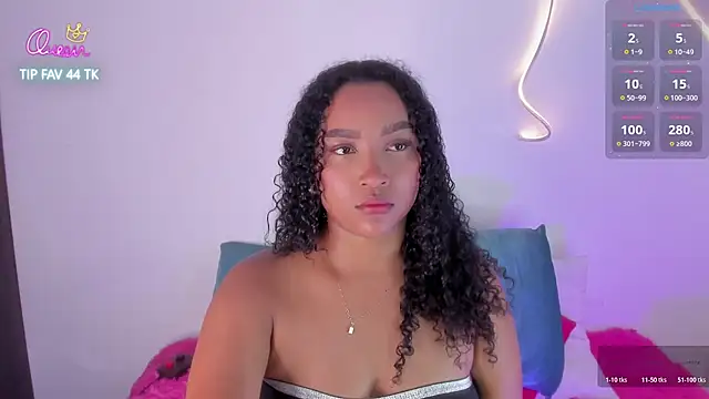 cloe 25 online show from February 26, 2026, 11:26 pm