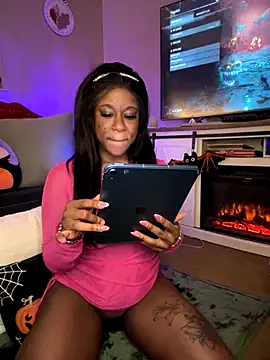 Snapshot of Tikalalin chatting on November 2, 2025, 12:24 am Tikalalin online show from November 2, 2025, 12:24 am