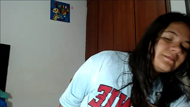 Snapshot of Van3orgasm4me chatting on April 16, 2026, 7:42 am Van3orgasm4me online show from April 16, 2026, 7:42 am