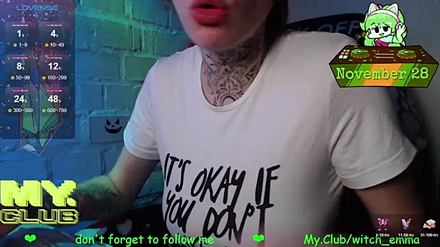 Witch Emma online show from November 28, 2025, 3:58 pm