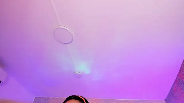 AntonellaRossi online show from October 5, 2025, 7:34 pm