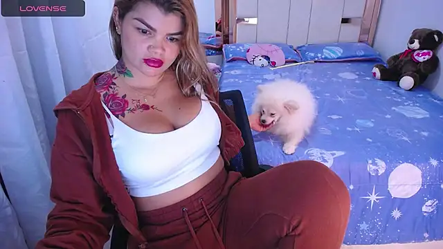 Snapshot of sara__stone1 chatting on March 18, 2025, 1:43 am sara stone1 online show from March 18, 2025, 1:43 am