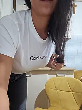 Snapshot of NathalieDream chatting on September 25, 2025, 11:36 am NathalieDream online show from September 25, 2025, 11:36 am