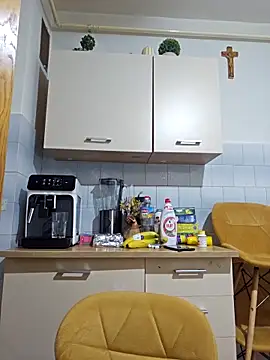 Snapshot of NathalieDream chatting on October 29, 2025, 6:59 am NathalieDream online show from October 29, 2025, 6:59 am