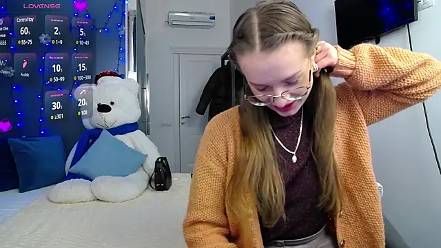 KateJonson online show from December 29, 2024, 8:44 am