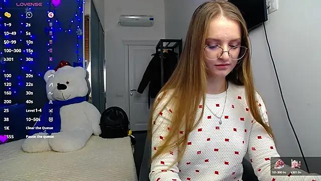 KateJonson online show from January 20, 2025, 2:57 pm