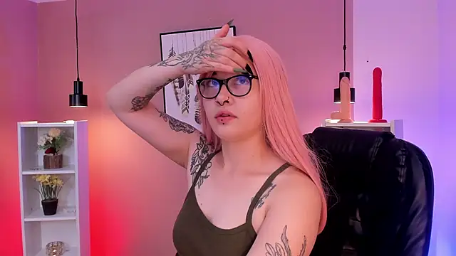  asami chieko  online show from January 4, 2025, 9:09 pm