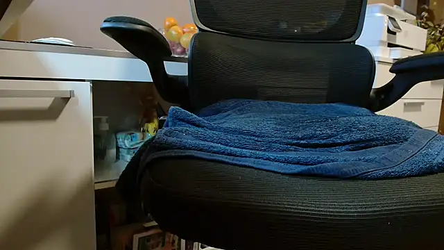 suedel65 online show from February 11, 2025, 5:58 am