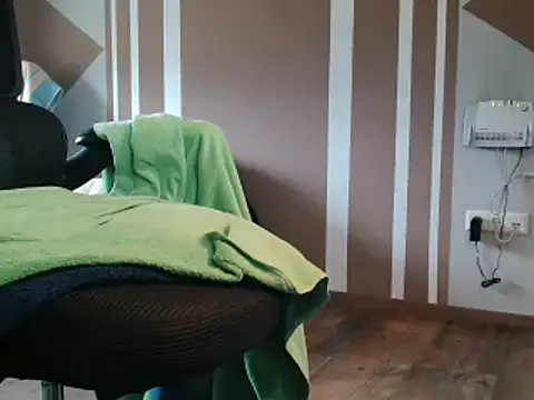 suedel65 online show from February 22, 2025, 2:19 pm