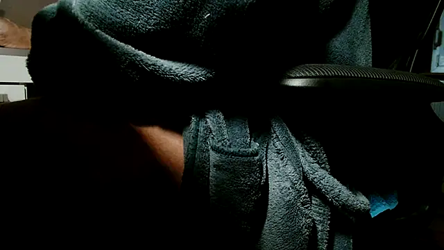 suedel65 online show from November 9, 2025, 4:11 am