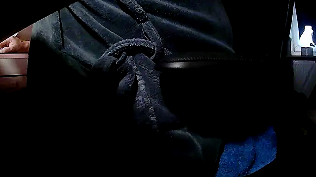 suedel65 online show from December 5, 2025, 3:04 am