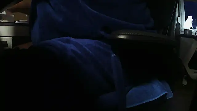 suedel65 online show from December 19, 2025, 4:14 pm