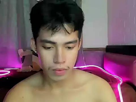 Lightjt04 online show from October 29, 2025, 8:05 am