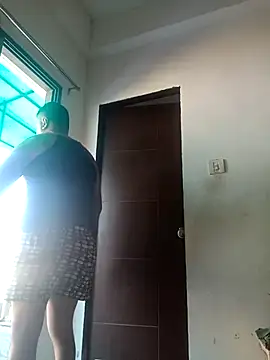 Desi Londa 143 online show from April 11, 2026, 2:49 am