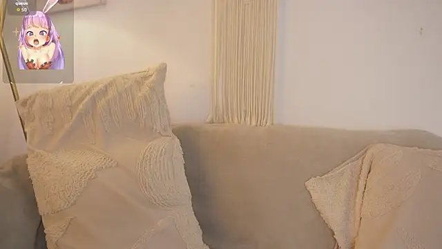 bunnycuteshy online show from February 12, 2026, 1:39 pm