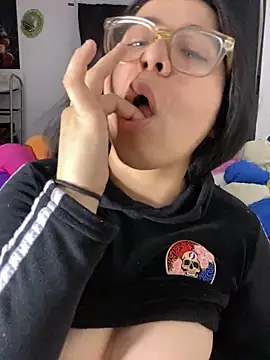 MsConejitaa online show from February 23, 2025, 2:07 am