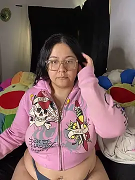 MsConejitaa online show from January 6, 2026, 4:43 pm