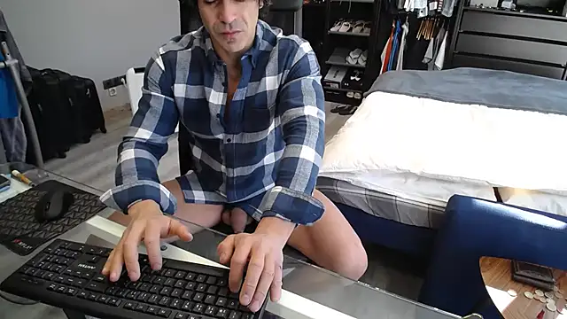 Snapshot of samricci21 chatting on November 30, 2025, 12:42 pm samricci21 online show from November 30, 2025, 12:42 pm