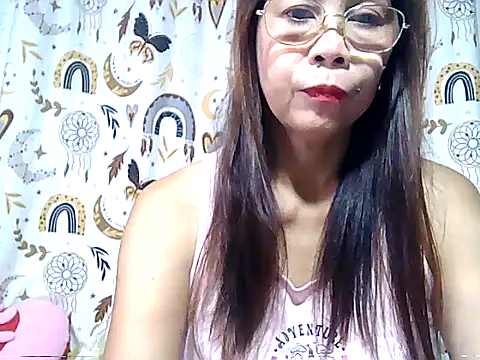 urwife tobe online show from May 4, 2026, 9:11 pm