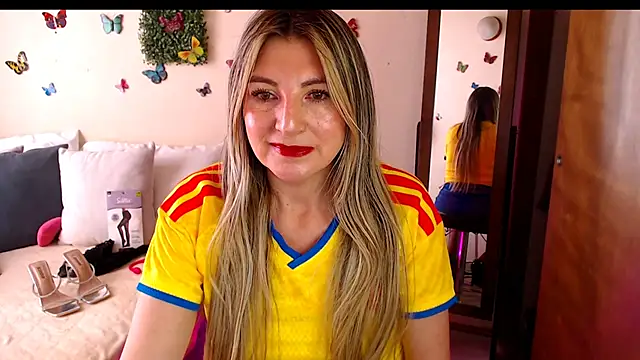 Snapshot of Jolie-Mature chatting on June 27, 2026, 8:47 pm Jolie-Mature online show from June 27, 2026, 8:47 pm