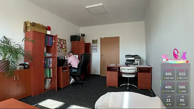 legsLONG online show from March 20, 2025, 11:16 am