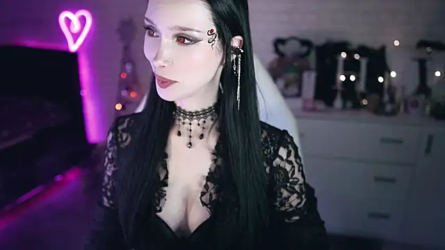  Uindi  online show from February 17, 2025, 5:32 pm