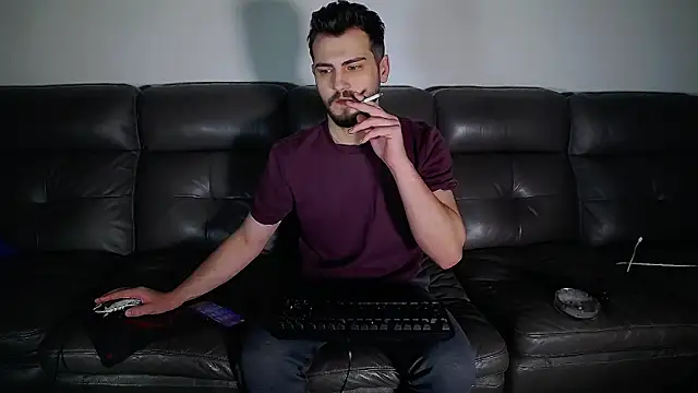 Snapshot of CrazyDom1 chatting on February 28, 2026, 1:12 pm CrazyDom1 online show from February 28, 2026, 1:12 pm