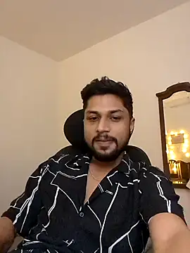 Snapshot of _IRRESISTIBLE_ chatting on February 17, 2025, 5:10 pm IRRESISTIBLE online show from February 17, 2025, 5:10 pm