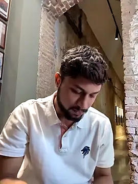 Snapshot of _IRRESISTIBLE_ chatting on February 21, 2025, 7:45 am IRRESISTIBLE online show from February 21, 2025, 7:45 am