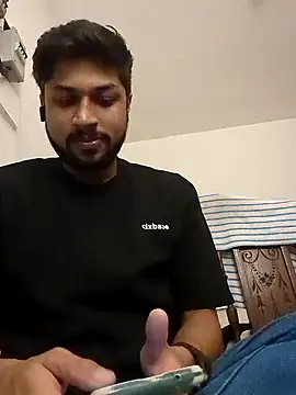 Snapshot of _IRRESISTIBLE_ chatting on January 6, 2026, 7:06 pm IRRESISTIBLE online show from January 6, 2026, 7:06 pm