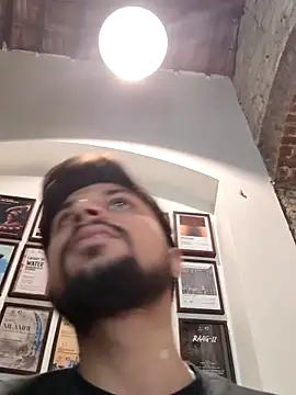 Snapshot of _IRRESISTIBLE_ chatting on February 13, 2026, 11:06 am IRRESISTIBLE online show from February 13, 2026, 11:06 am