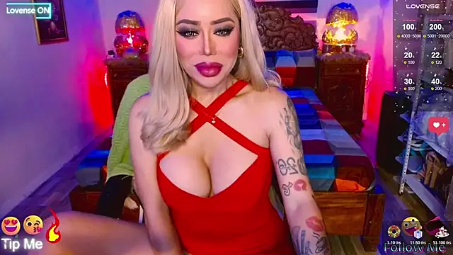 Snapshot of Magnificent_Goddess chatting on November 15, 2025, 3:59 am Magnificent Goddess online show from November 15, 2025, 3:59 am