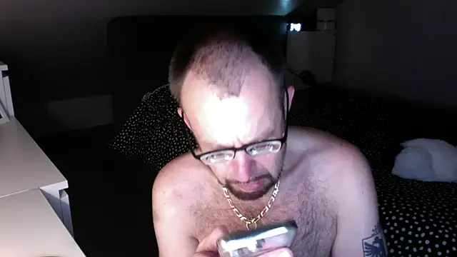 FABIOGLASSES online show from July 20, 2026, 1:42 am