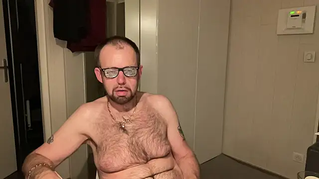 FABIOGLASSES online show from July 20, 2026, 11:29 pm