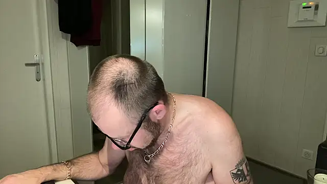 FABIOGLASSES online show from July 24, 2026, 11:14 pm