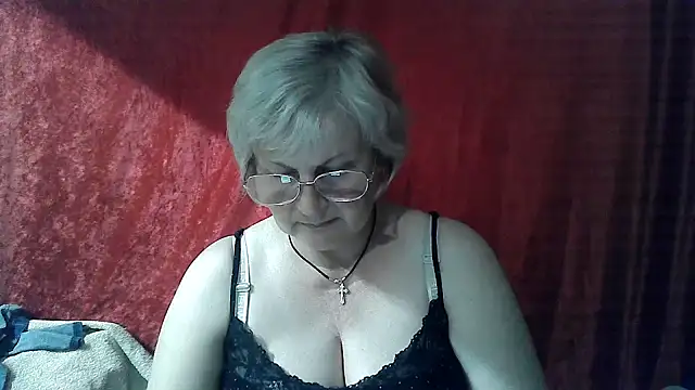 Gina Marlyn online show from April 15, 2026, 7:58 pm