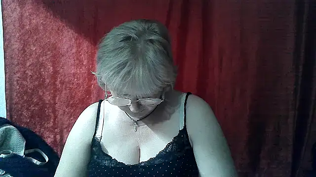 Snapshot of Gina_Marlyn chatting on April 30, 2026, 8:04 pm Gina Marlyn online show from April 30, 2026, 8:04 pm