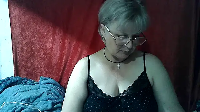 Snapshot of Gina_Marlyn chatting on May 18, 2026, 8:03 pm Gina Marlyn online show from May 18, 2026, 8:03 pm