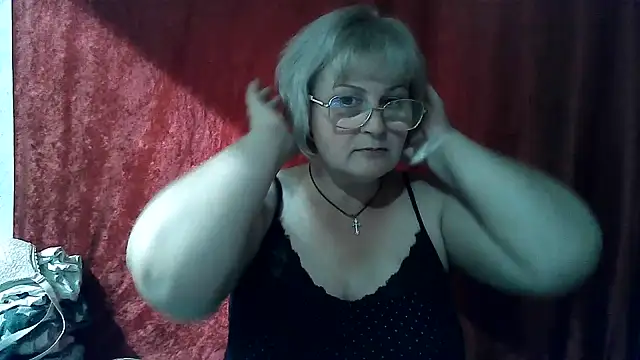 Snapshot of Gina_Marlyn chatting on June 2, 2026, 9:50 pm Gina Marlyn online show from June 2, 2026, 9:50 pm