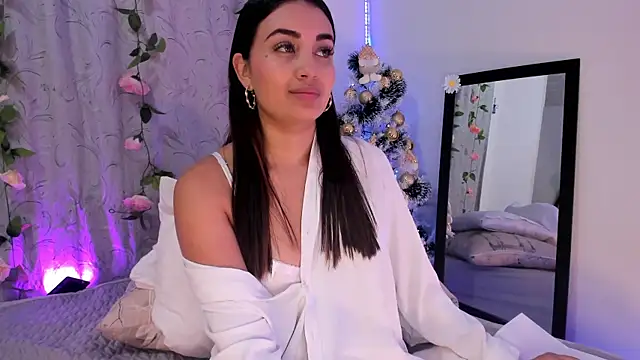 Snapshot of aisha_es chatting on December 29, 2024, 3:13 pm aisha es online show from December 29, 2024, 3:13 pm