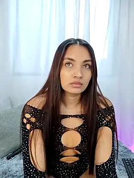 Snapshot of aisha_es chatting on October 6, 2025, 8:17 pm aisha es online show from October 6, 2025, 8:17 pm