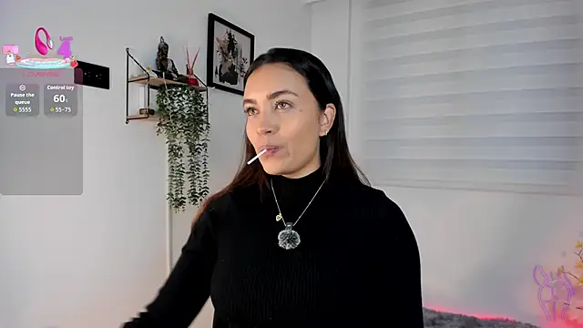 aisha es online show from July 19, 2026, 11:08 pm
