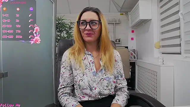 Snapshot of EllaMilf_ chatting on January 15, 2026, 3:05 pm EllaMilf online show from January 15, 2026, 3:05 pm