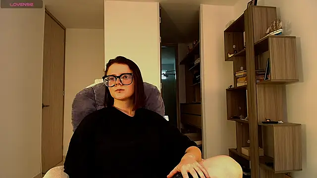 Arya starrk online show from November 26, 2025, 7:26 pm