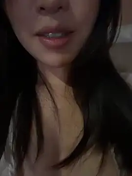 Snapshot of Meet_q chatting on June 18, 2026, 9:14 am Meet q online show from June 18, 2026, 9:14 am