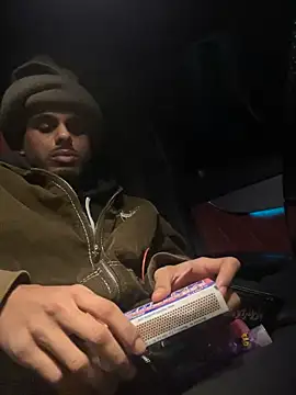 Snapshot of dingoding chatting on December 18, 2024, 4:42 am dingoding online show from December 18, 2024, 4:42 am