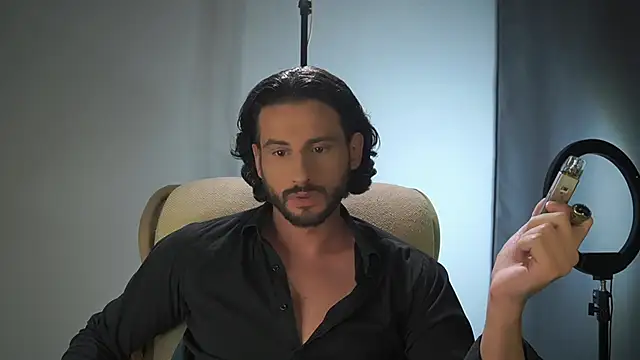 Keen   Luckystrike online show from December 13, 2025, 11:54 pm