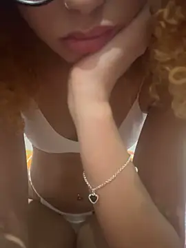 Snapshot of laisviana21 chatting on November 6, 2025, 8:54 pm laisviana21 online show from November 6, 2025, 8:54 pm